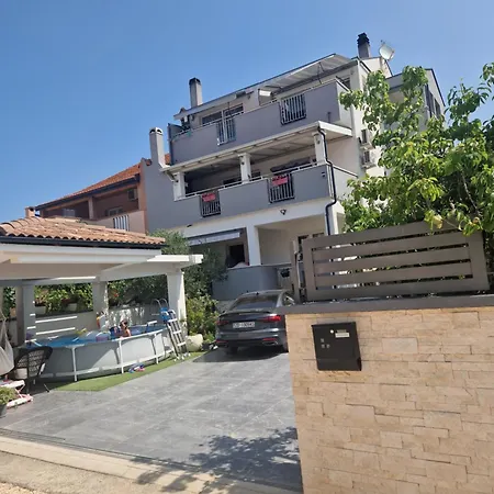 Deluxe Korina&ramona Maison d'hôtes 4*