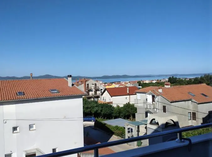 Deluxe Korina&ramona