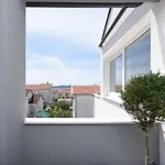 Deluxe Korina & Ramona Guest house 4*