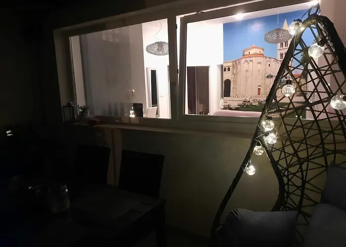 Deluxe Korina & Ramona Zadar